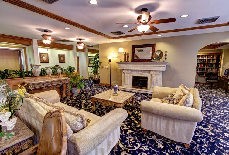 COASTAL POINTE SENIOR LIVING gallery image 2
