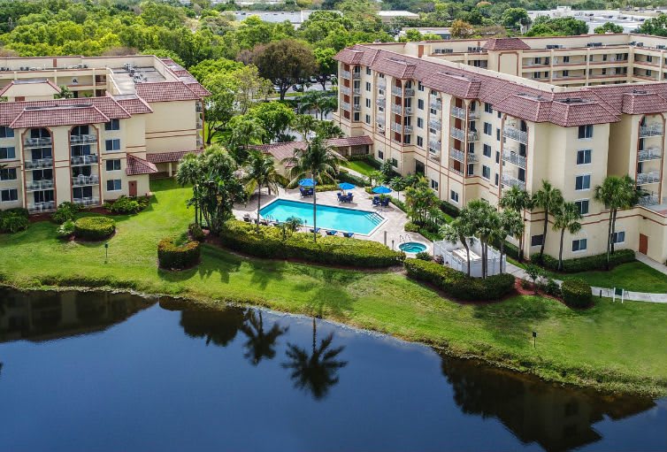 COASTAL POINTE SENIOR LIVING gallery image 7