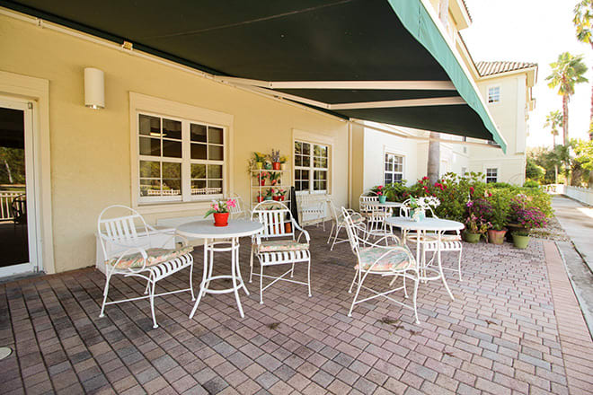 NORTH HAVEN SENIOR LIVING gallery image 8